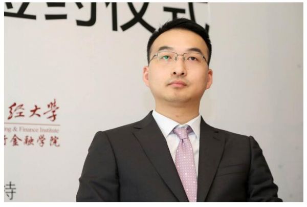 高富业务总裁曹克斌离职 可靠消息称其已加入美信金融 高富业务总裁曹克斌离职 可靠消息称其已加入美信金融
