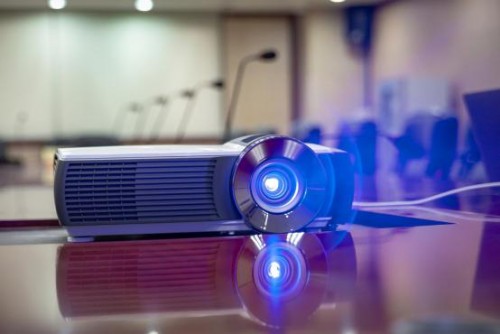明基LX700激光商务投影机:当投影遇到“演示升级时代” 明基LX700激光商务投影机:当投影遇到“演示升级时代”