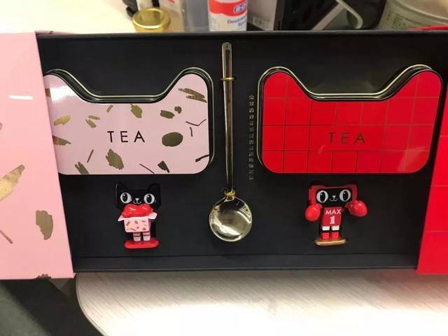 别人公司的开门利是:百度很AI,天猫喝茶,腾讯宛若春运 别人公司的开门利是:百度很AI,天猫喝茶,腾讯宛若春运
